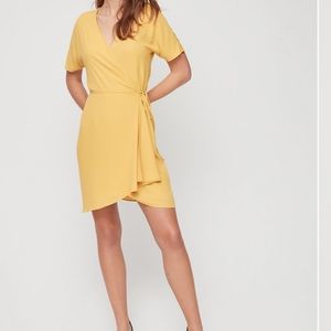 Aritzia Babaton Wallace Dress in Lemongrass (NWT)